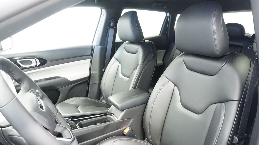 Thumbnail: 2026 Jeep Compass - 32