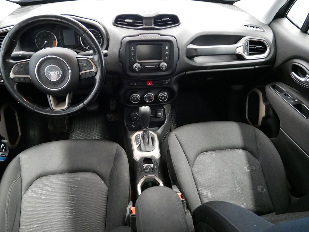 Thumbnail: 2017 Jeep Renegade - 22