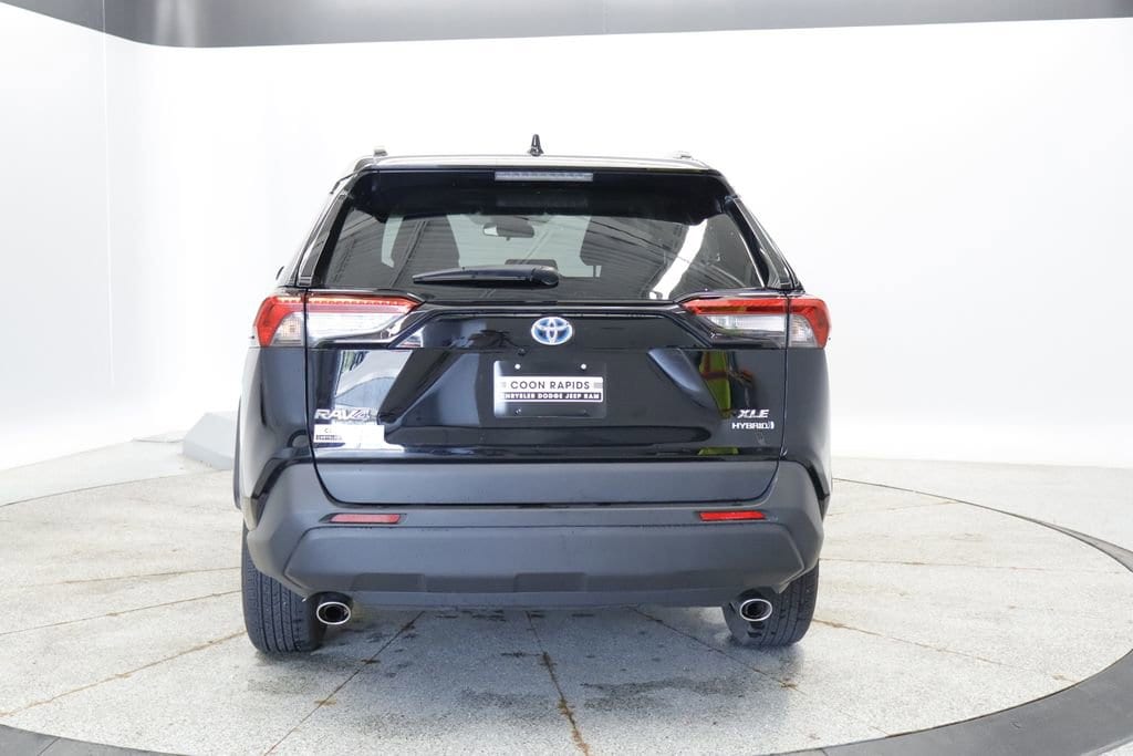 Thumbnail: 2023 Toyota RAV4 - 4