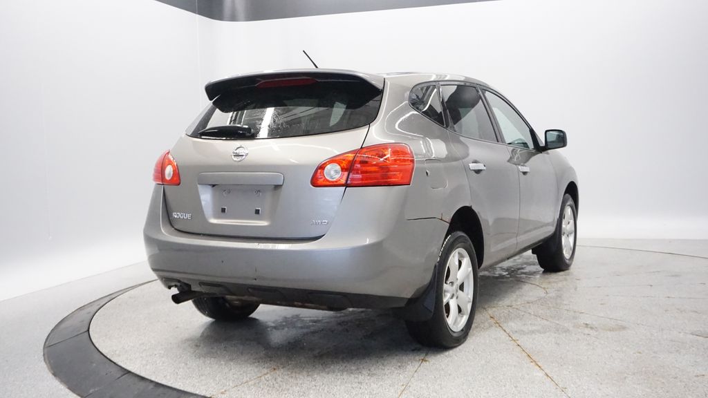 Thumbnail: 2010 Nissan Rogue - 9