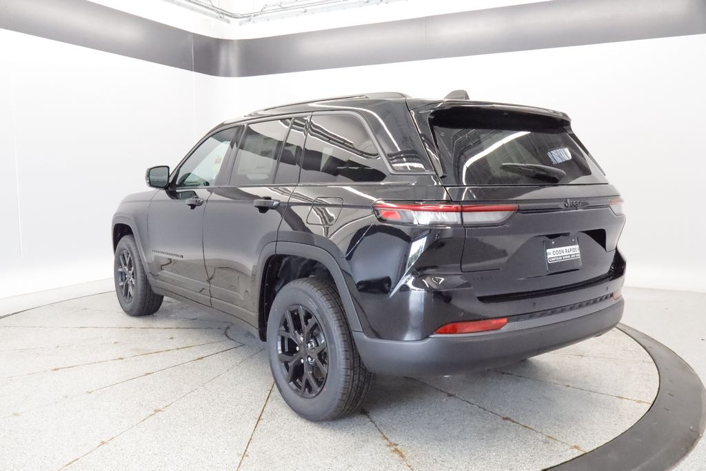 Thumbnail: 2026 Jeep Grand Cherokee L - 6