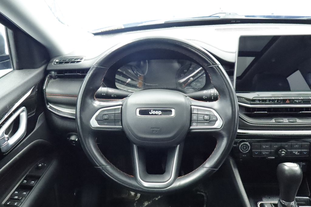 Thumbnail: 2022 Jeep Compass - 25