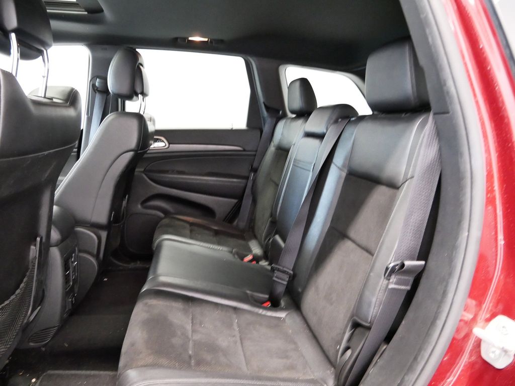 Thumbnail: 2014 Jeep Grand Cherokee - 25