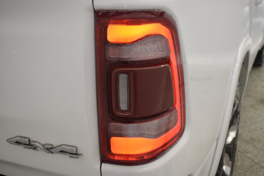 Thumbnail: 2021 RAM 1500 - 21