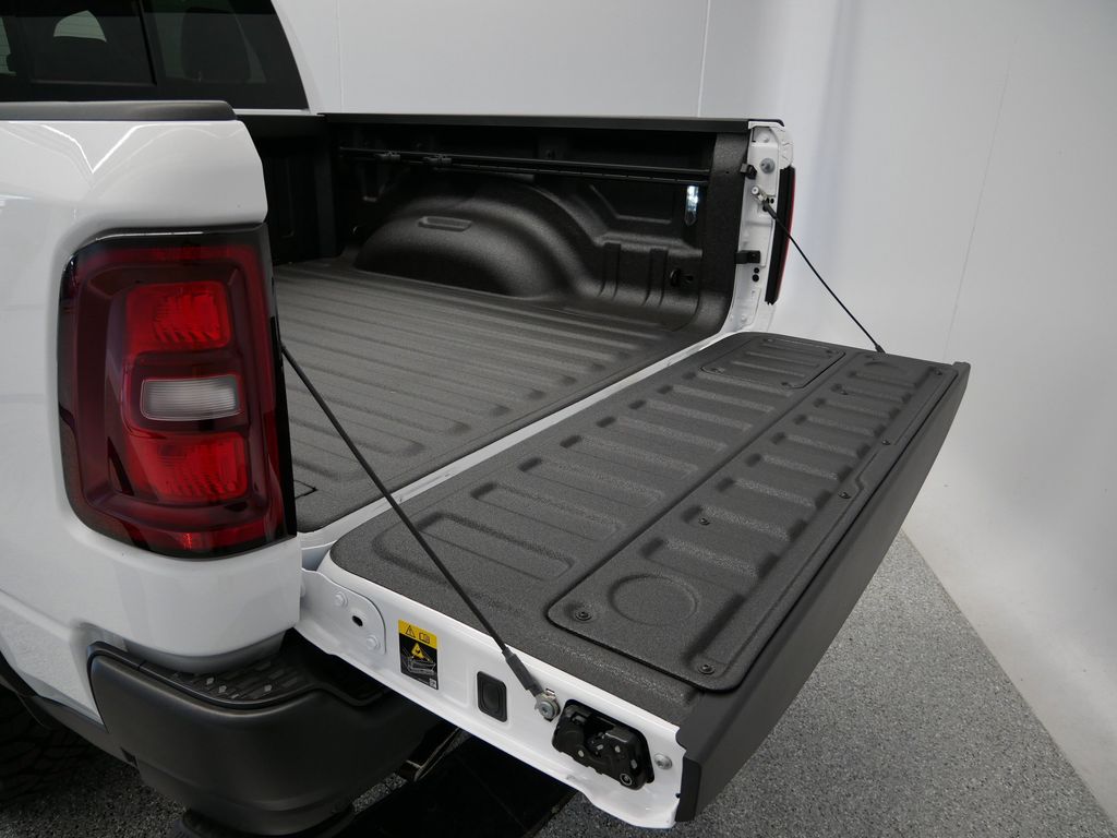 Thumbnail: 2026 RAM 1500 - 2