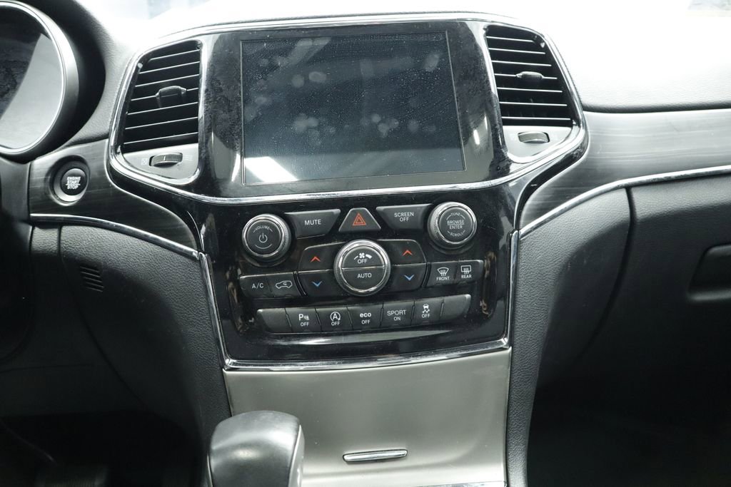 Thumbnail: 2020 Jeep Grand Cherokee - 29