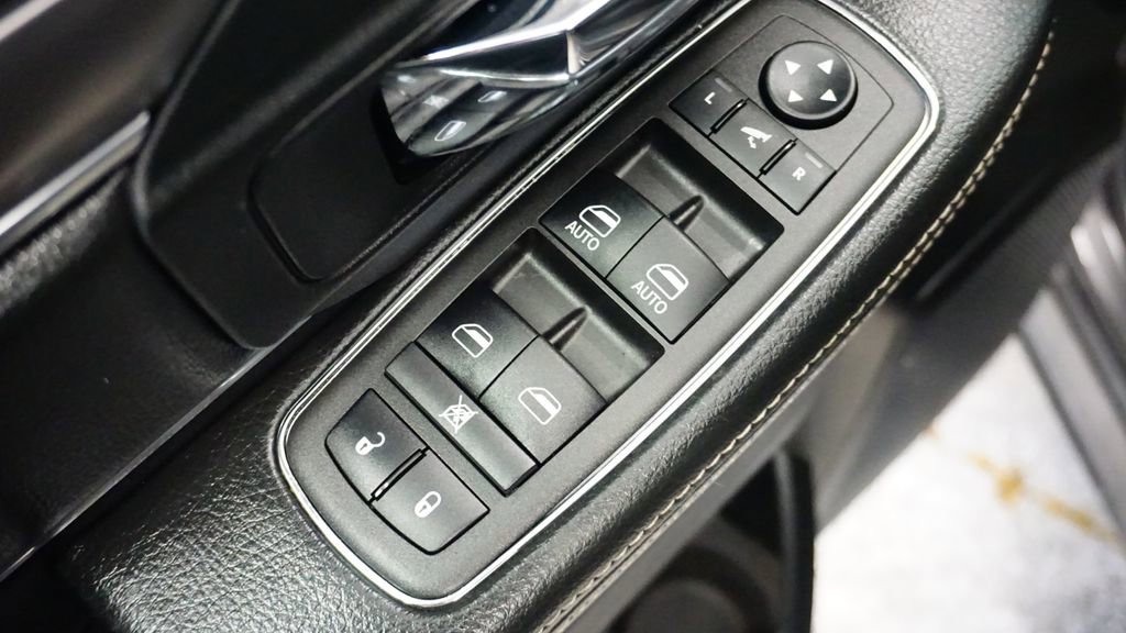 Thumbnail: 2023 RAM 1500 Classic - 25