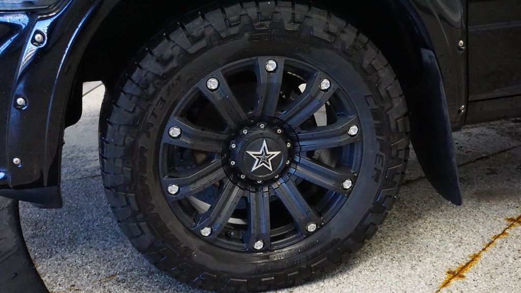 Thumbnail: 2013 RAM 1500 - 10