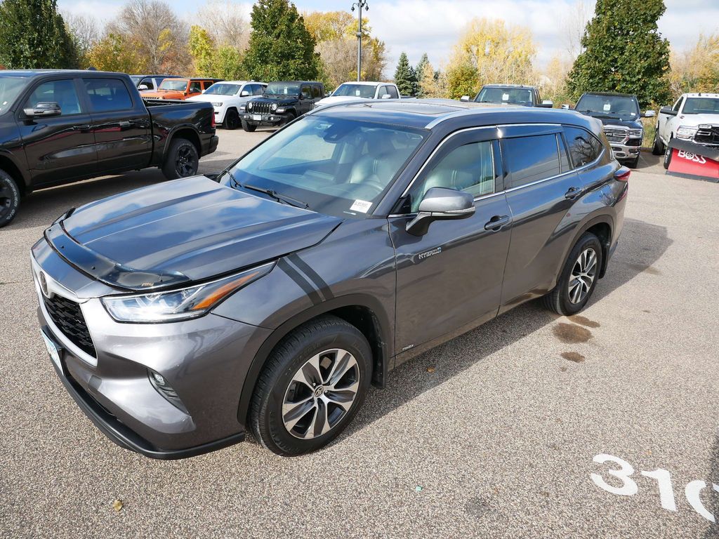 Thumbnail: 2020 Toyota Highlander - 12