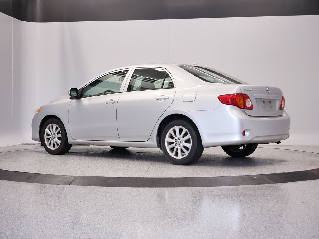 Thumbnail: 2009 Toyota Corolla - 3