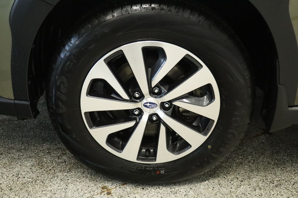 Thumbnail: 2025 Subaru Outback - 16