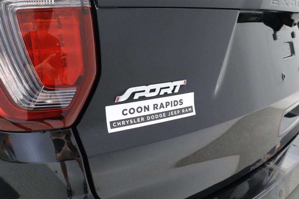 Thumbnail: 2016 Ford Explorer - 18