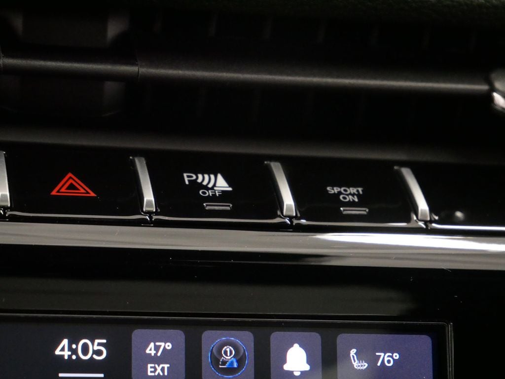 Thumbnail: 2025 Jeep Grand Cherokee - 41