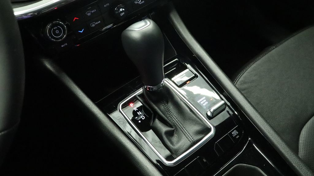 Thumbnail: 2023 Jeep Compass - 35