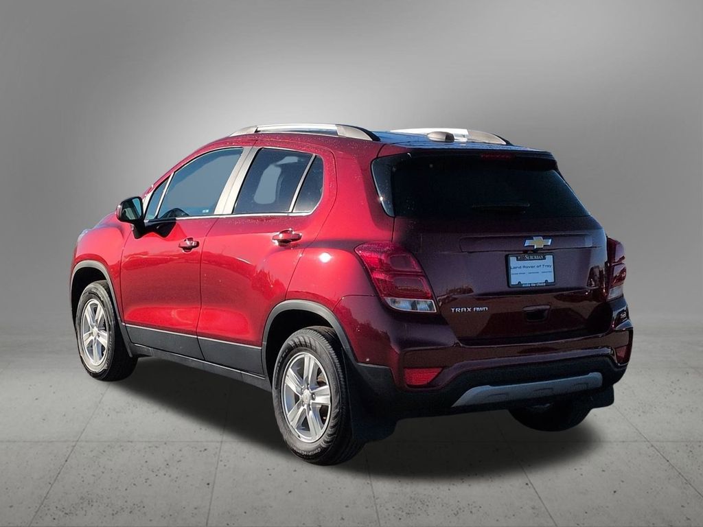 Thumbnail: 2022 Chevrolet Trax - 4