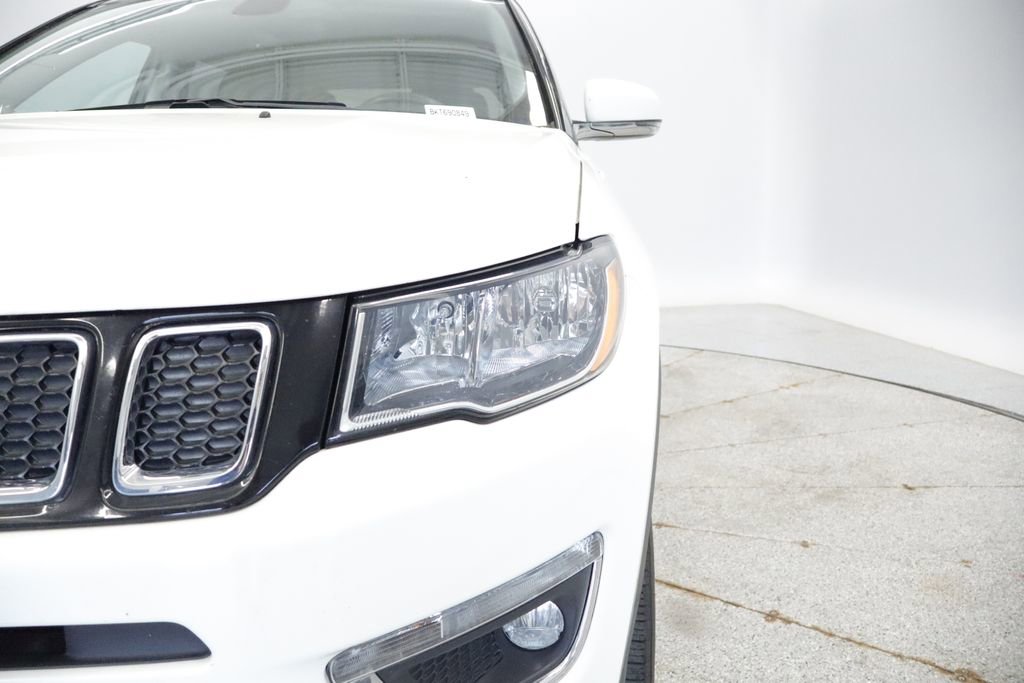 Thumbnail: 2019 Jeep Compass - 13