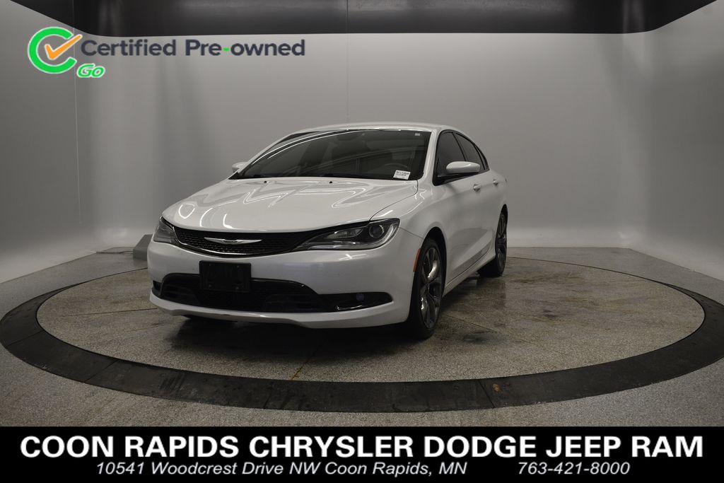 2015 Chrysler 200 S -
                  Coon Rapids, MN