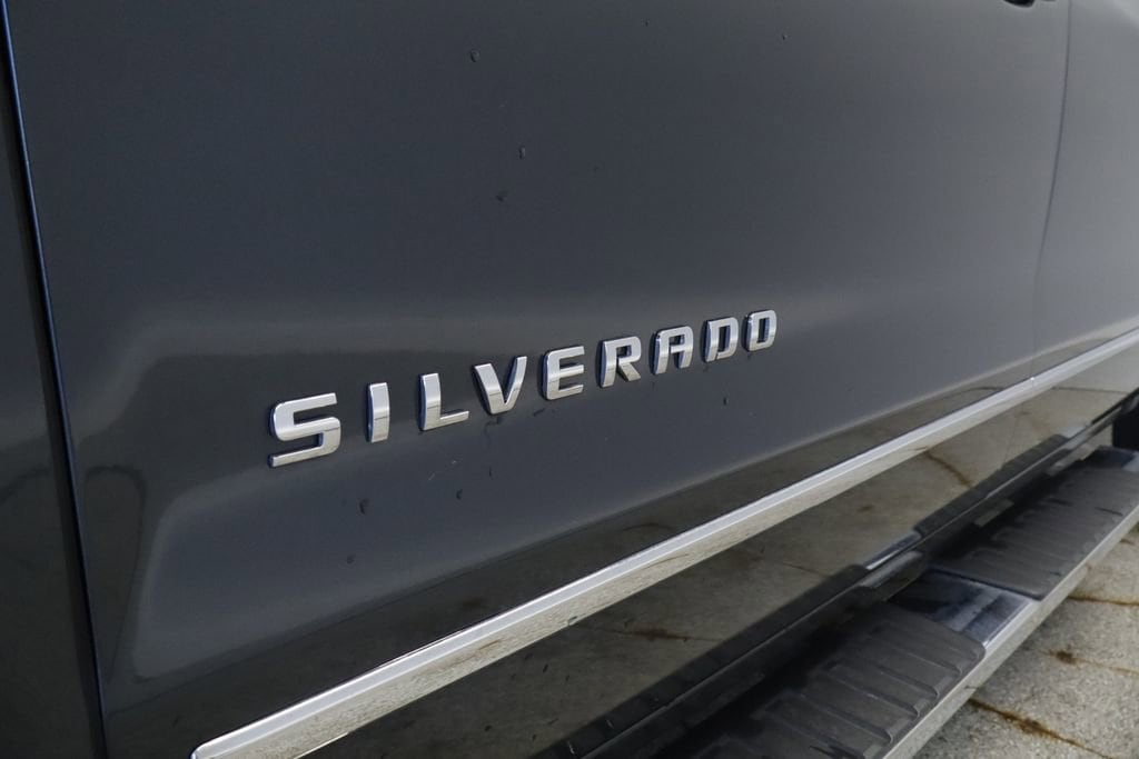 Thumbnail: 2017 Chevrolet Silverado 1500 - 14