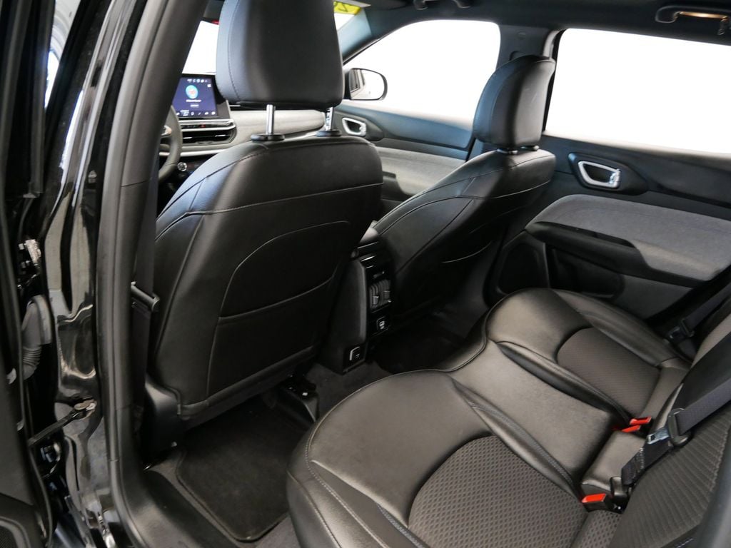 Thumbnail: 2025 Jeep Compass - 8