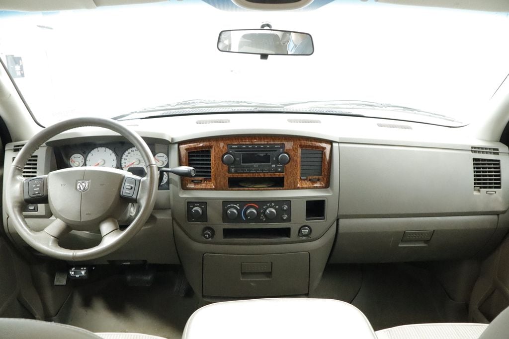 Thumbnail: 2006 Dodge Ram 1500 - 22