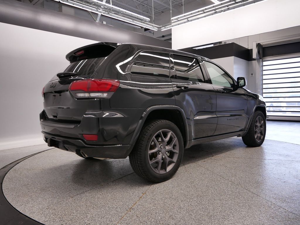 Thumbnail: 2021 Jeep Grand Cherokee - 19
