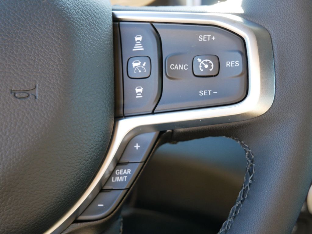 Thumbnail: 2026 RAM 1500 - 39