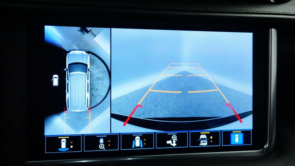 Thumbnail: 2021 GMC Yukon - 40