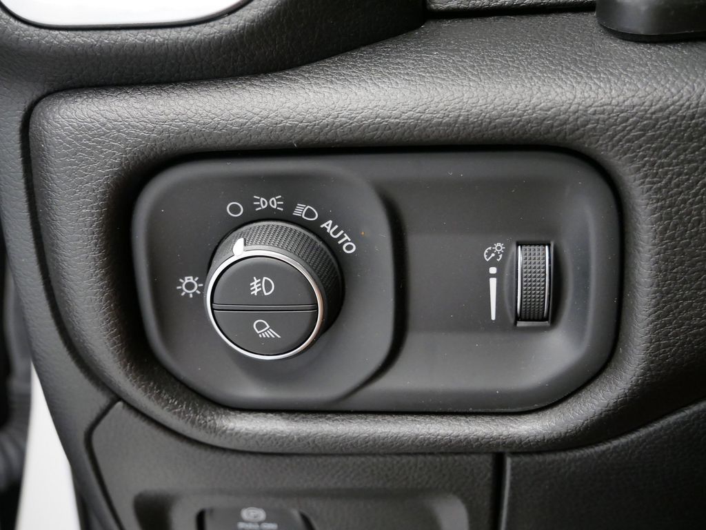 Thumbnail: 2022 RAM 1500 - 20