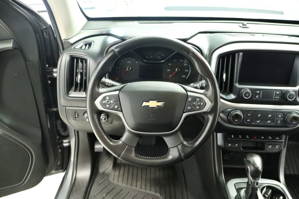 Thumbnail: 2022 Chevrolet Colorado - 35