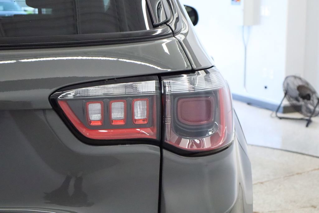 Thumbnail: 2023 Jeep Compass - 18