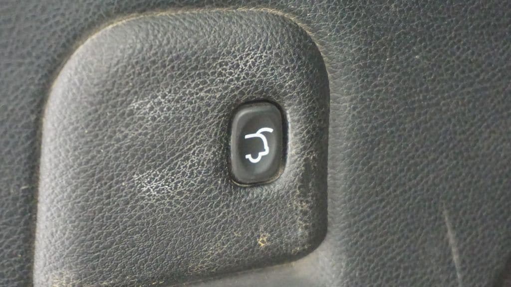 Thumbnail: 2017 Jeep Grand Cherokee - 21