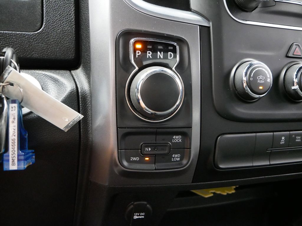 Thumbnail: 2021 RAM 1500 Classic - 30