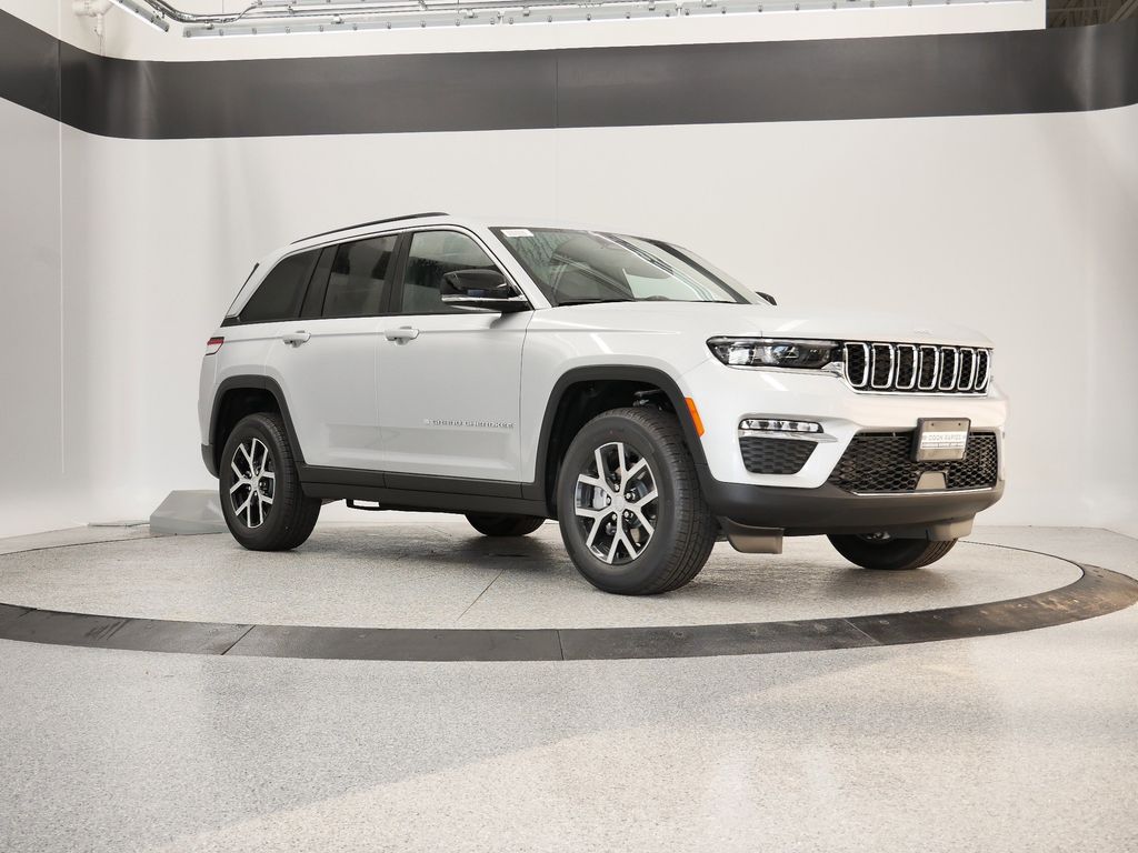 Thumbnail: 2025 Jeep Grand Cherokee - 48