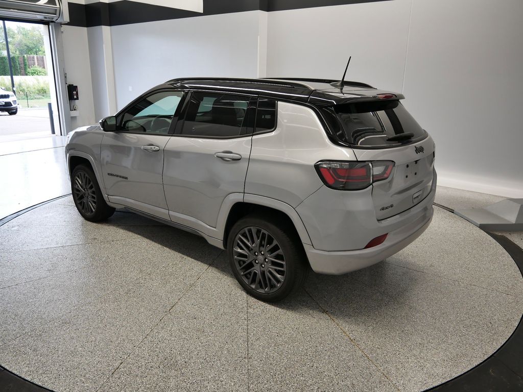 Thumbnail: 2022 Jeep Compass - 22
