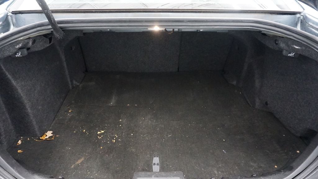 Thumbnail: 2012 Lincoln MKZ - 14