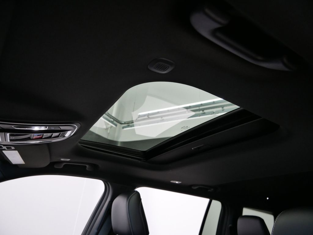 Thumbnail: 2025 Jeep Grand Cherokee L - 4