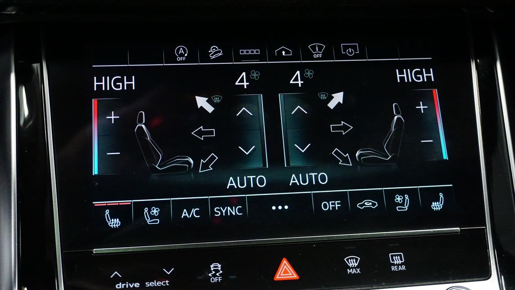 Thumbnail: 2022 Audi SQ8 - 27