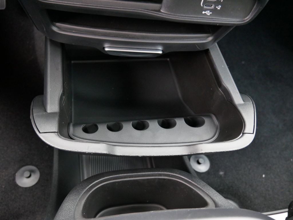 Thumbnail: 2026 Chrysler Pacifica - 38