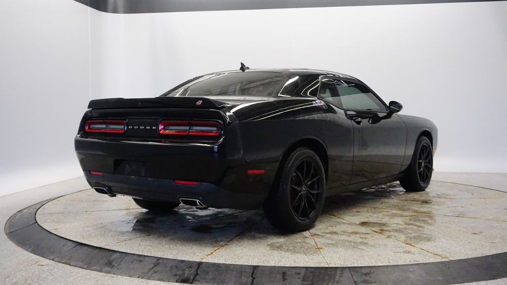 Thumbnail: 2020 Dodge Challenger - 6