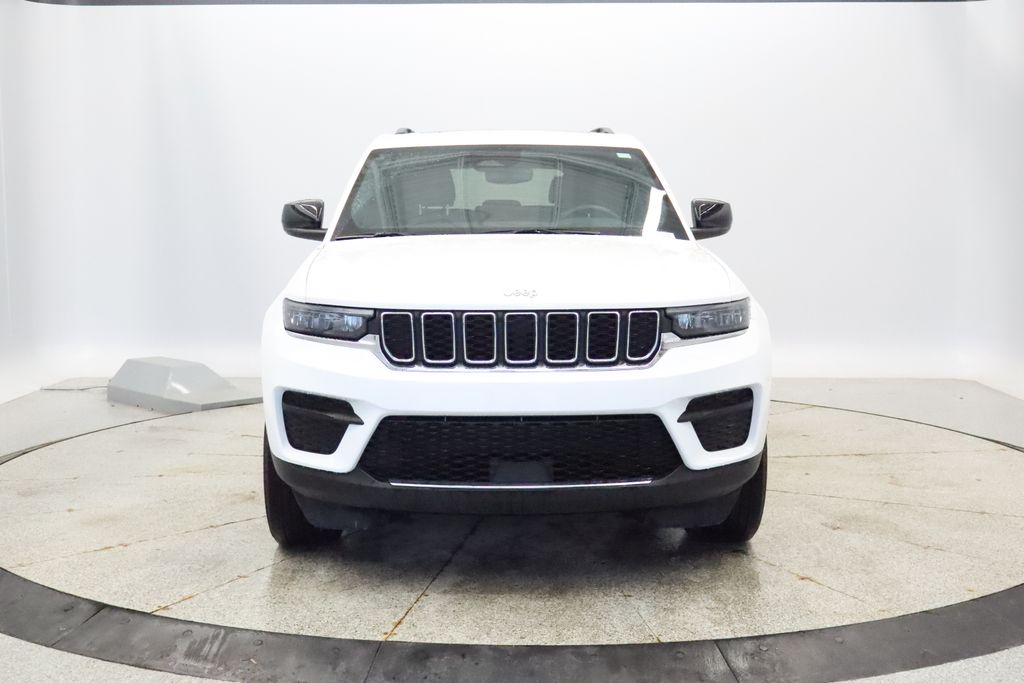 Thumbnail: 2024 Jeep Grand Cherokee - 11