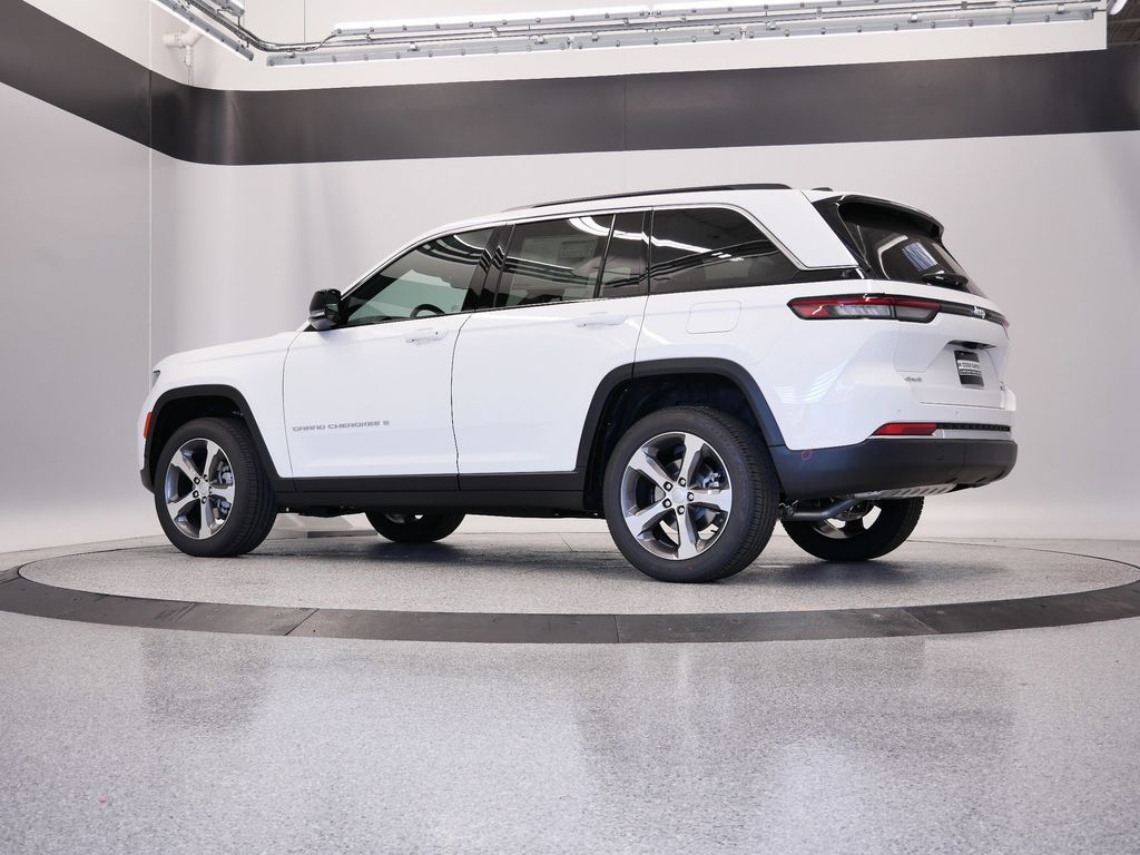 Thumbnail: 2025 Jeep Grand Cherokee - 4