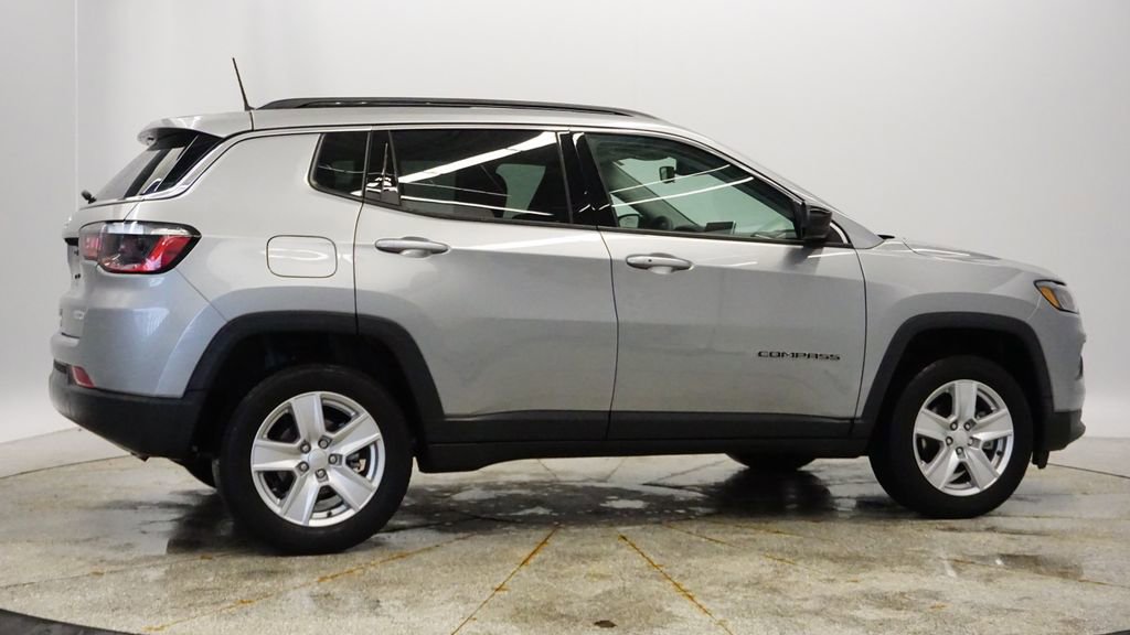 Thumbnail: 2022 Jeep Compass - 6
