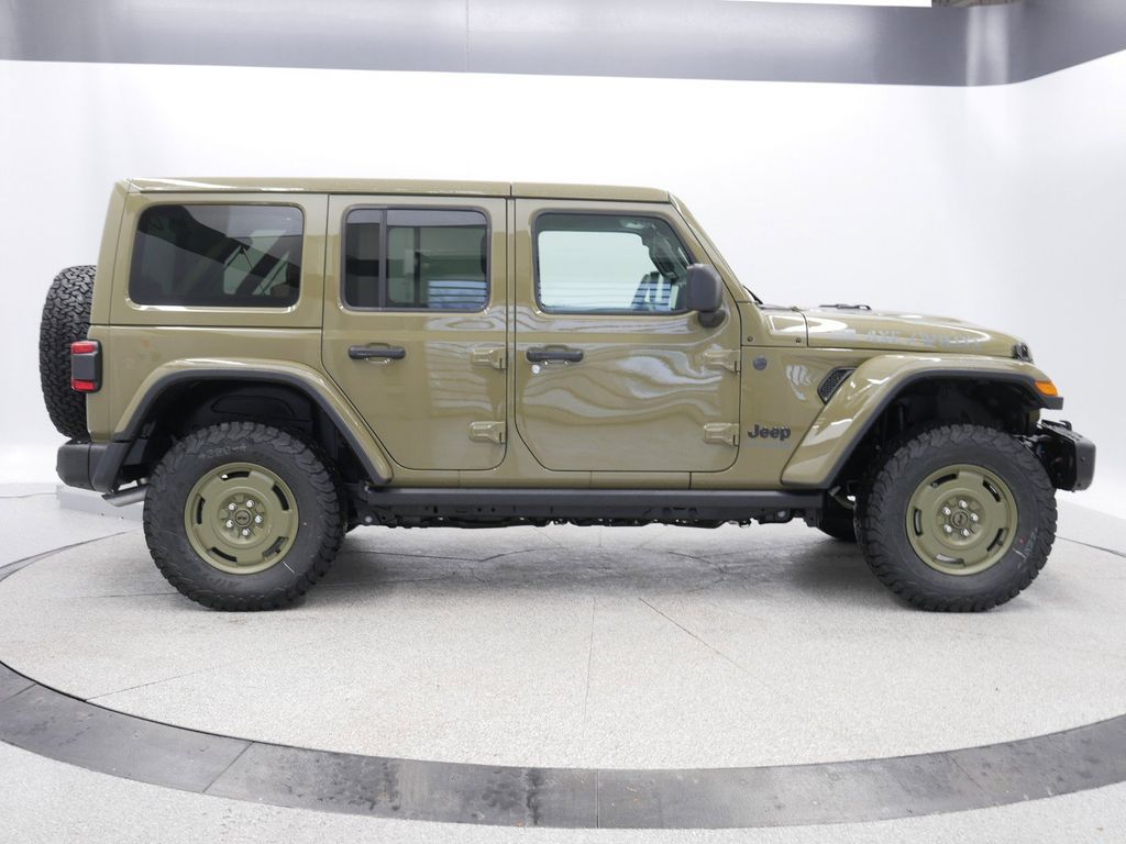 2025 Jeep Wrangler Willys Wheeler 7