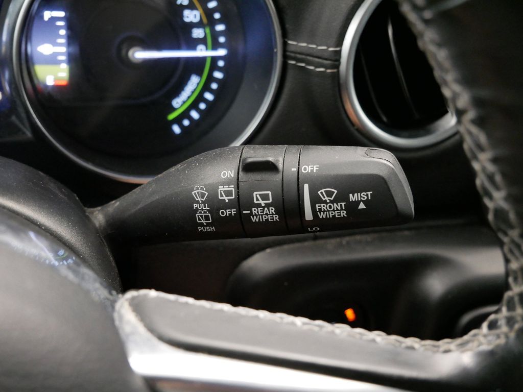 Thumbnail: 2022 Jeep Wrangler - 28