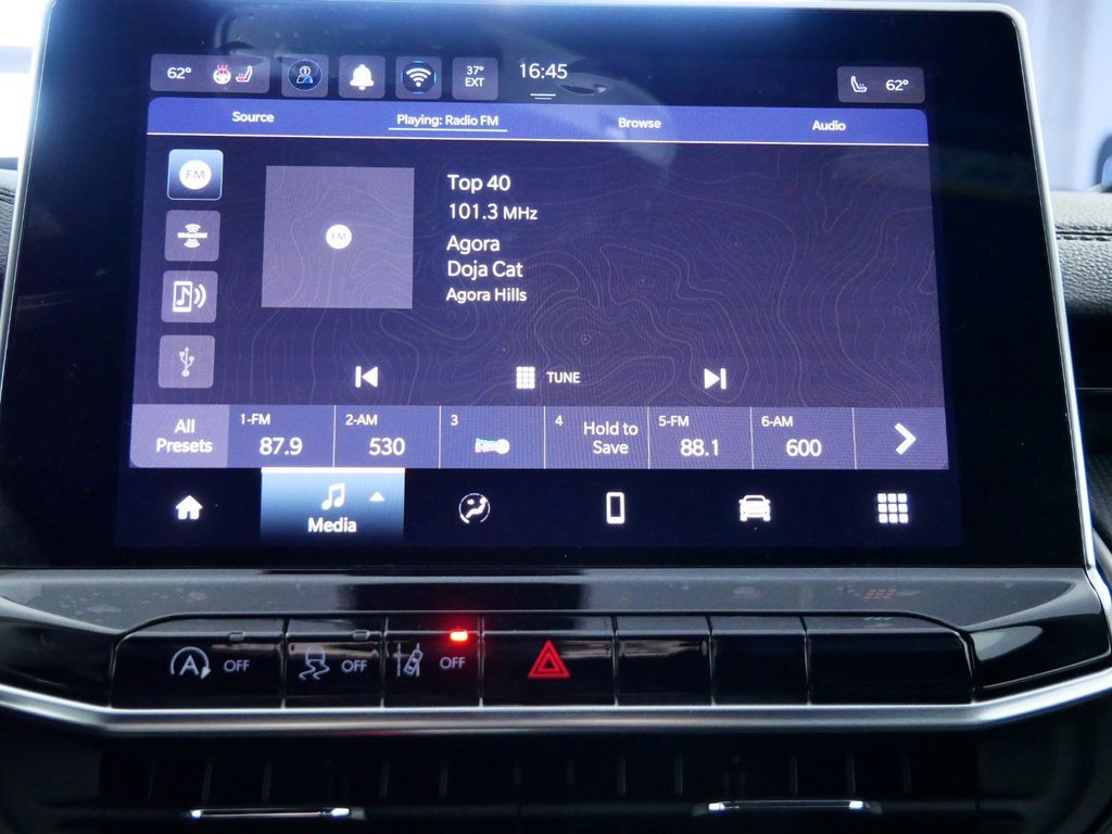 Thumbnail: 2024 Jeep Compass - 39