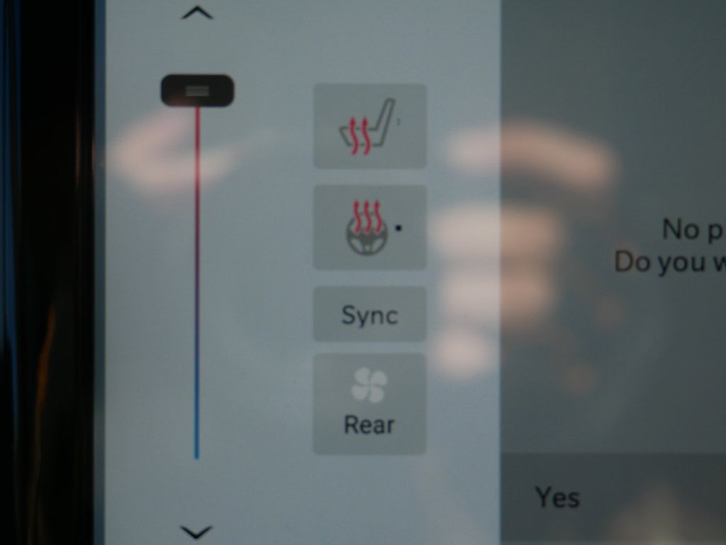 Thumbnail: 2026 Chrysler Pacifica - 43