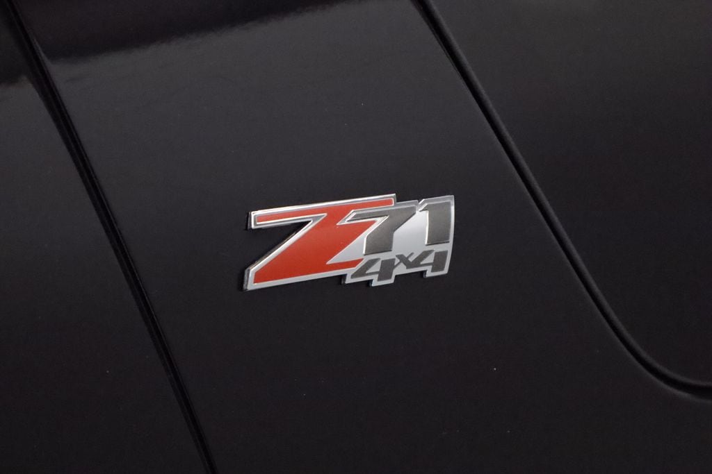 Thumbnail: 2008 Chevrolet Tahoe - 8