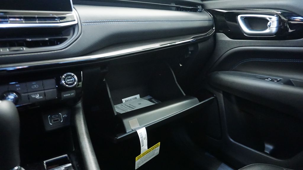 Thumbnail: 2026 Jeep Compass - 38