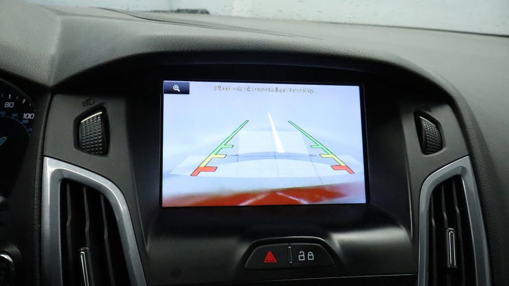 Thumbnail: 2013 Ford Focus - 39