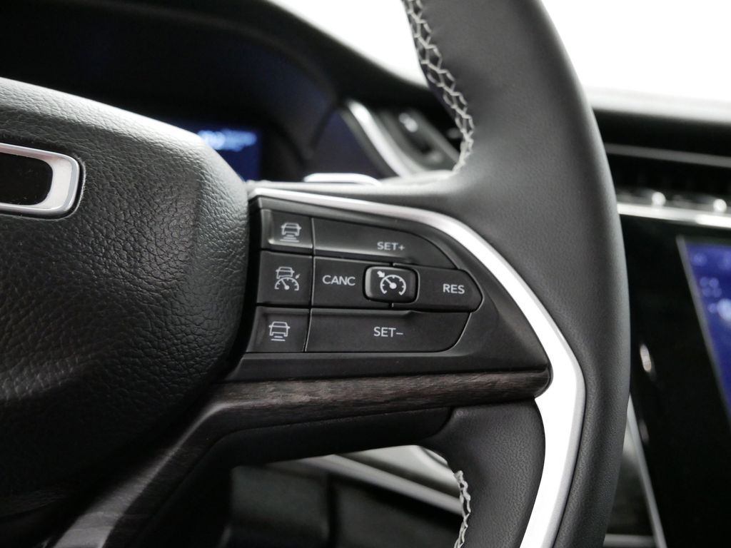 Thumbnail: 2022 Jeep Grand Cherokee L - 26